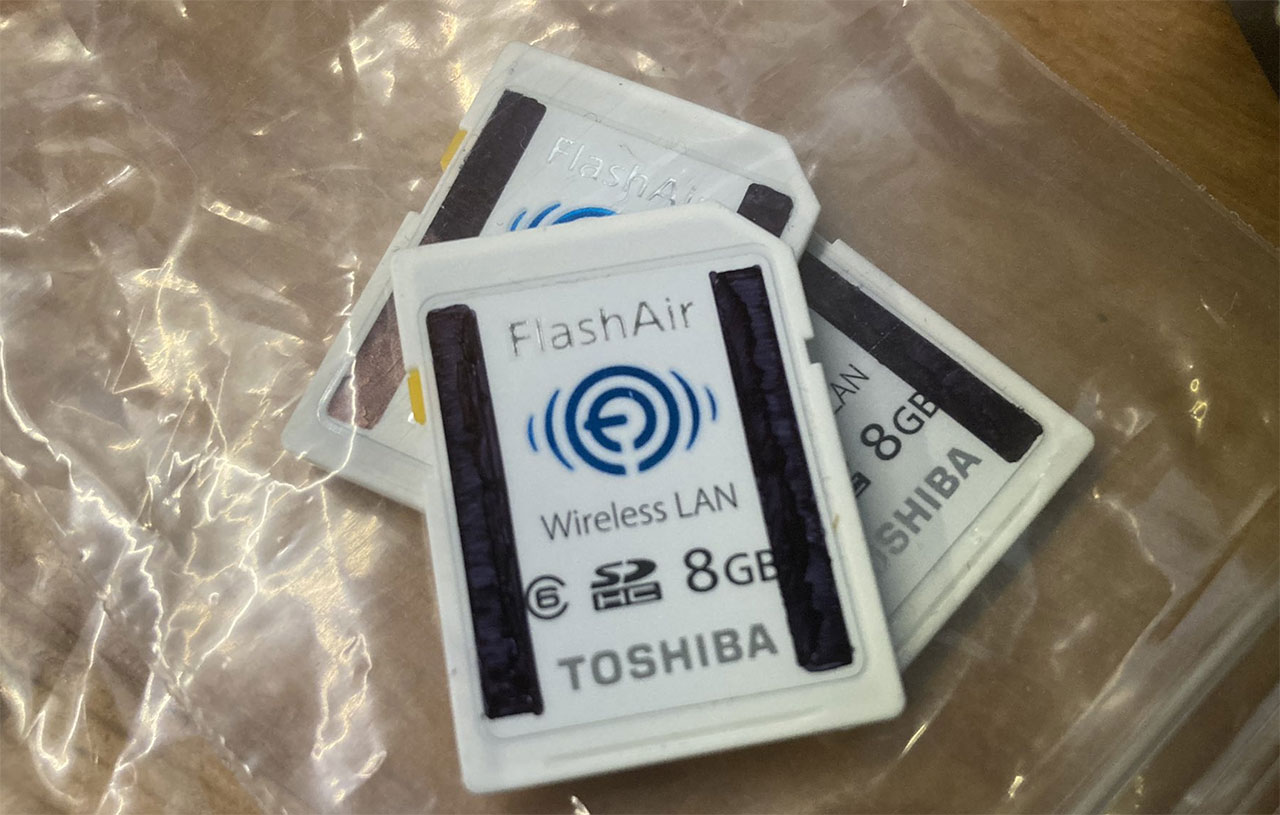 Toshiba FlashAir Cards