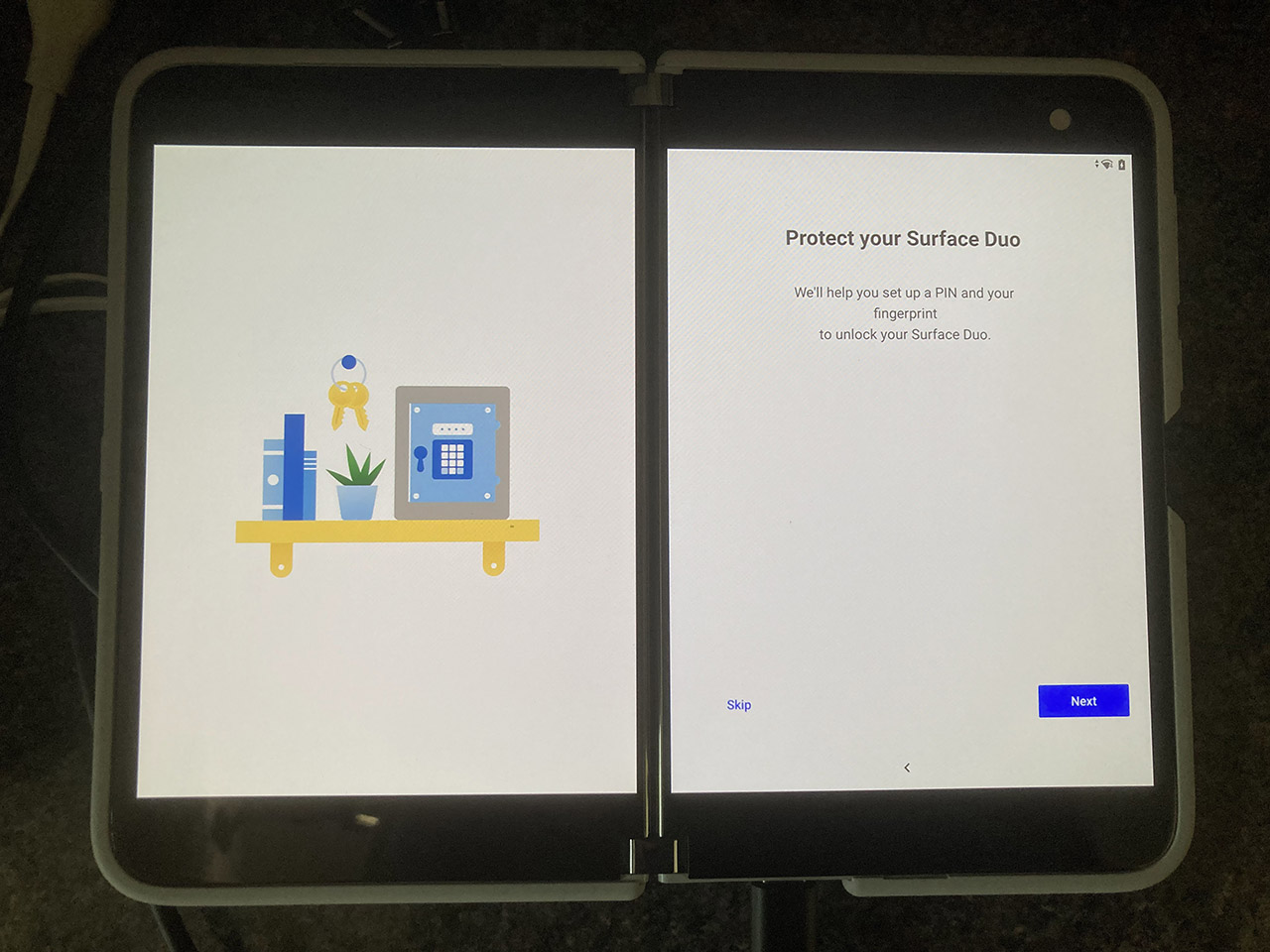 Microsoft Surface Duo - Protect your device