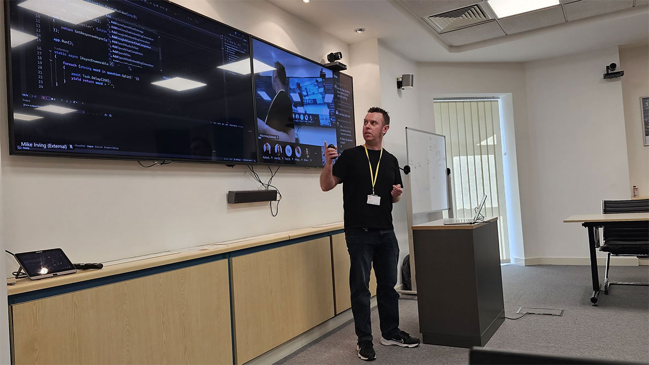 Mike Irving presenting at NexInspire